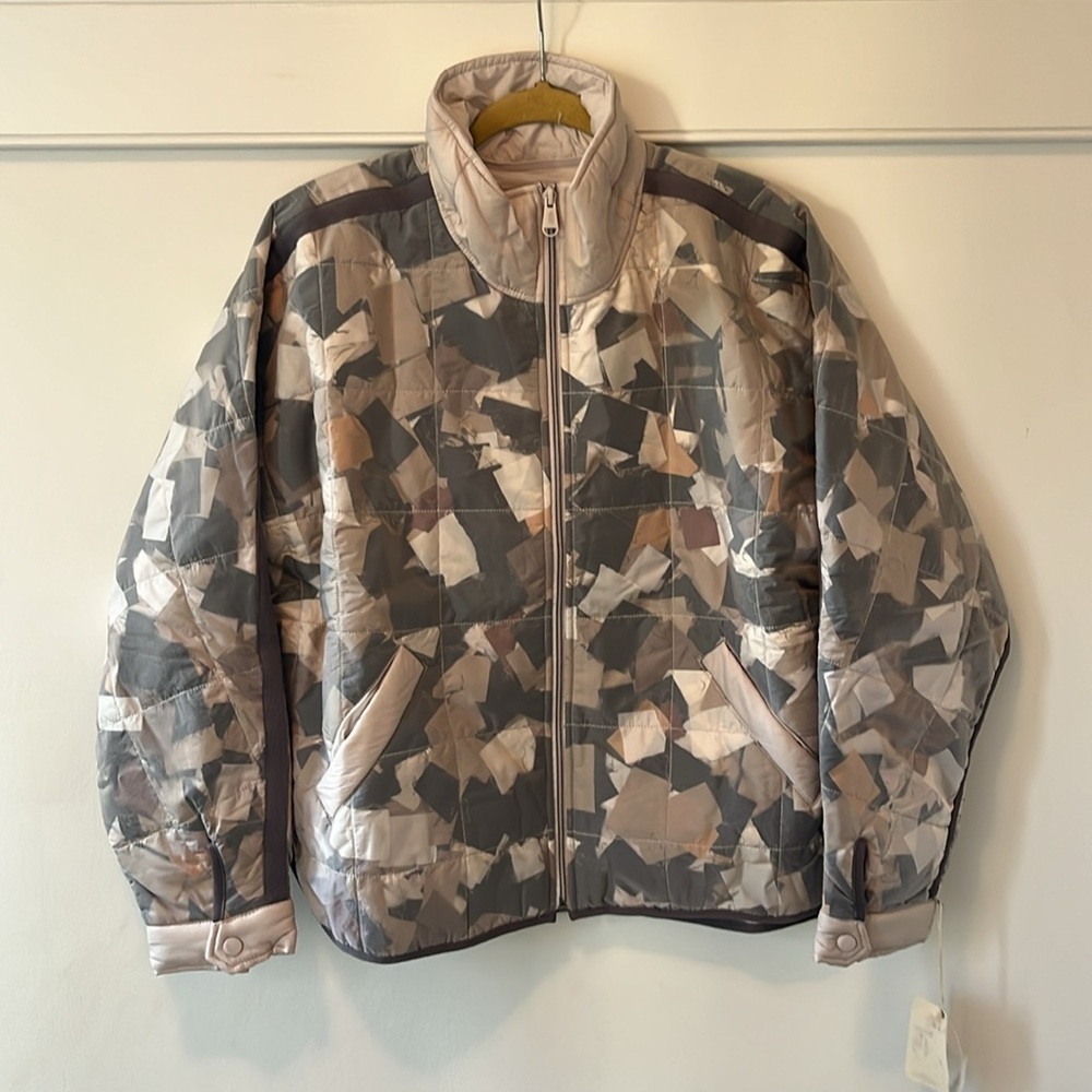 Free People Scrap Repurposed Pippa Packable Puffer Size Medium NWT - Picture 9 of 17